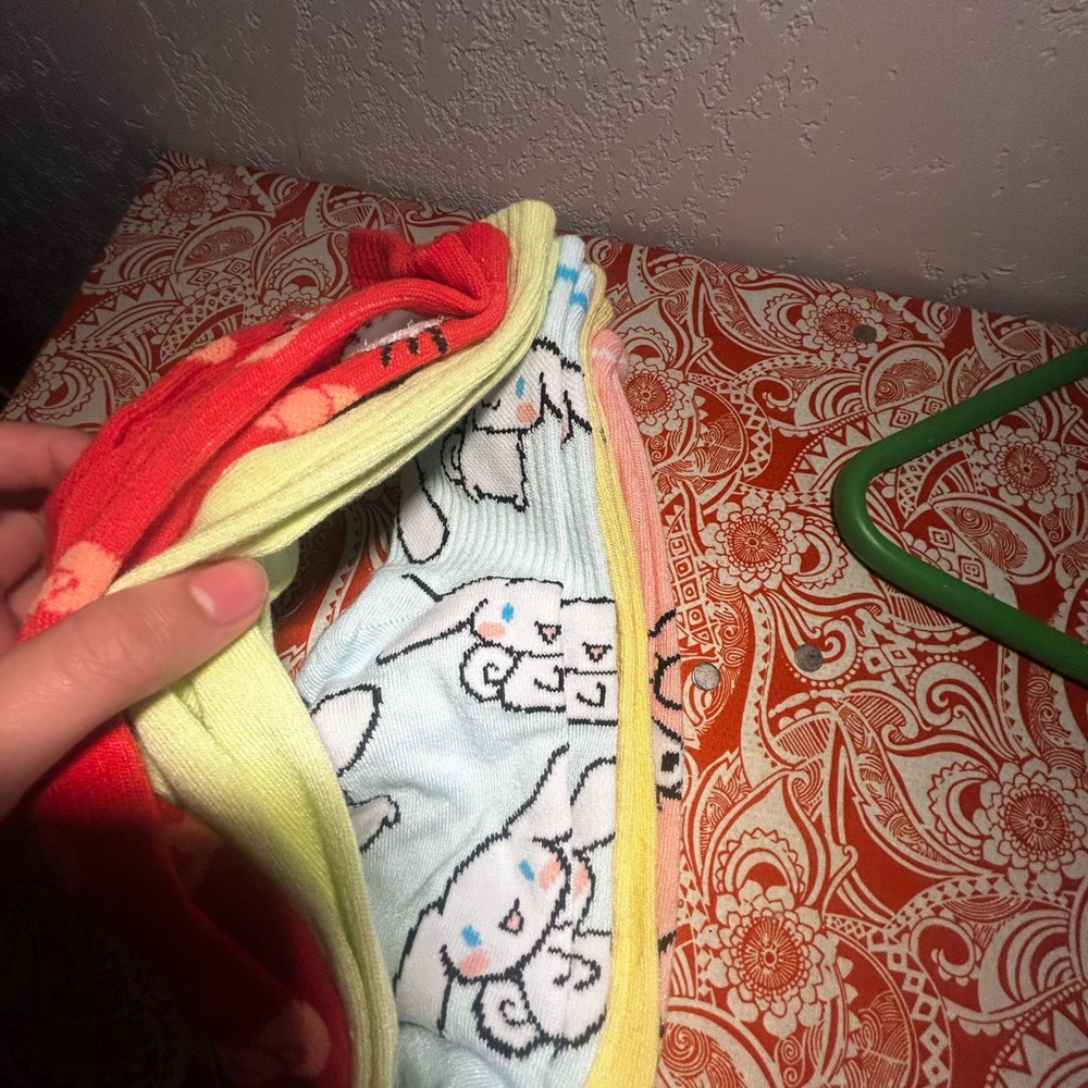 Hello kitty socks - Picture 4 of 7